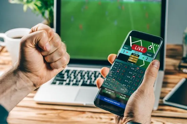Trải Nghiệm Cá Cược Bóng Đá Kèo Châu Á Đầy Hấp Dẫn V9bet – Đặt Cược Ngay 4 Bóng Đá Kèo Châu Á